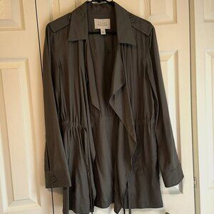 Hinge Lightweight Trench Coat